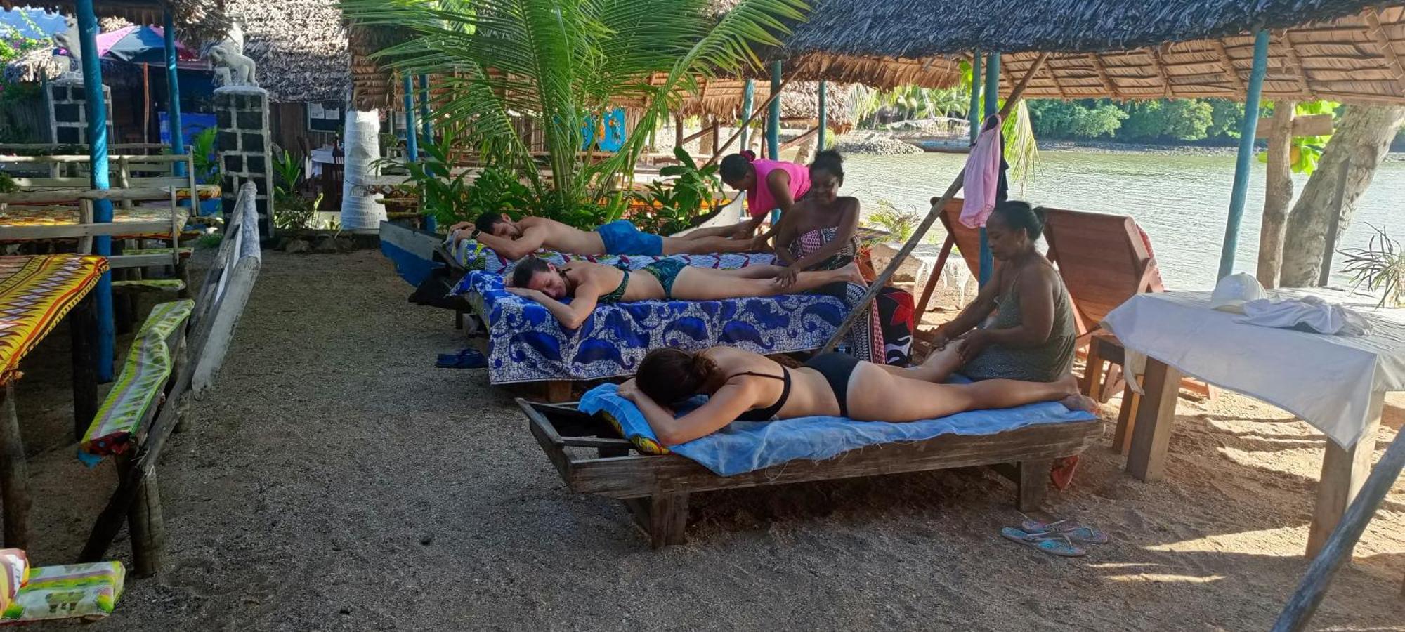 Piscine Bimoko Otel Nosy-Be Dış mekan fotoğraf